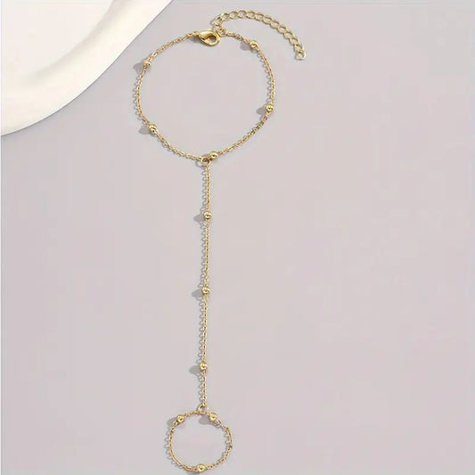 Elegant Hand Chain Bracelet with Chain & Pressed Pattern Detail