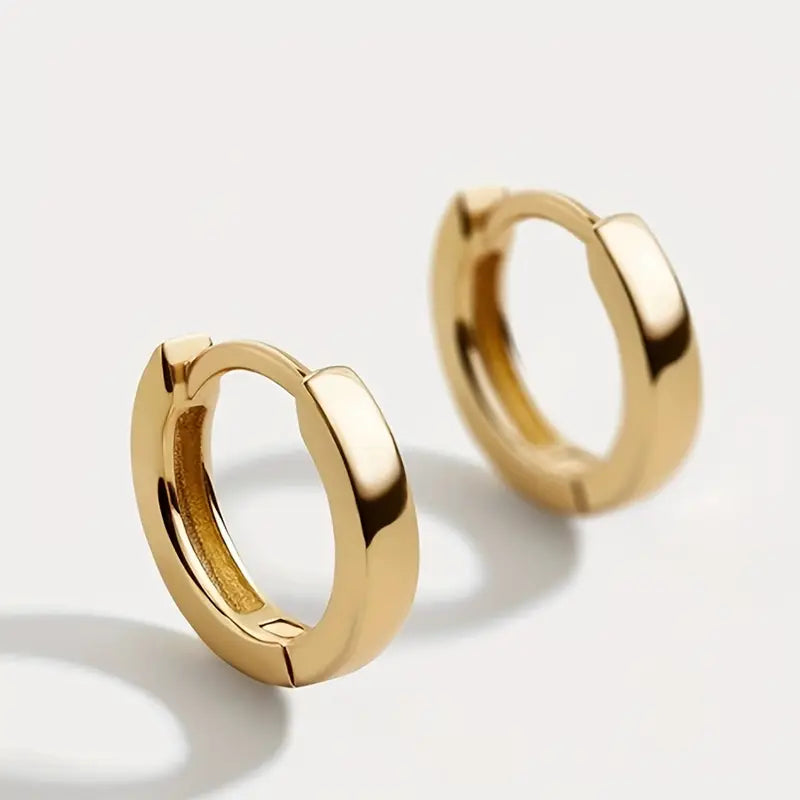 Minimalism Huggie Earrings