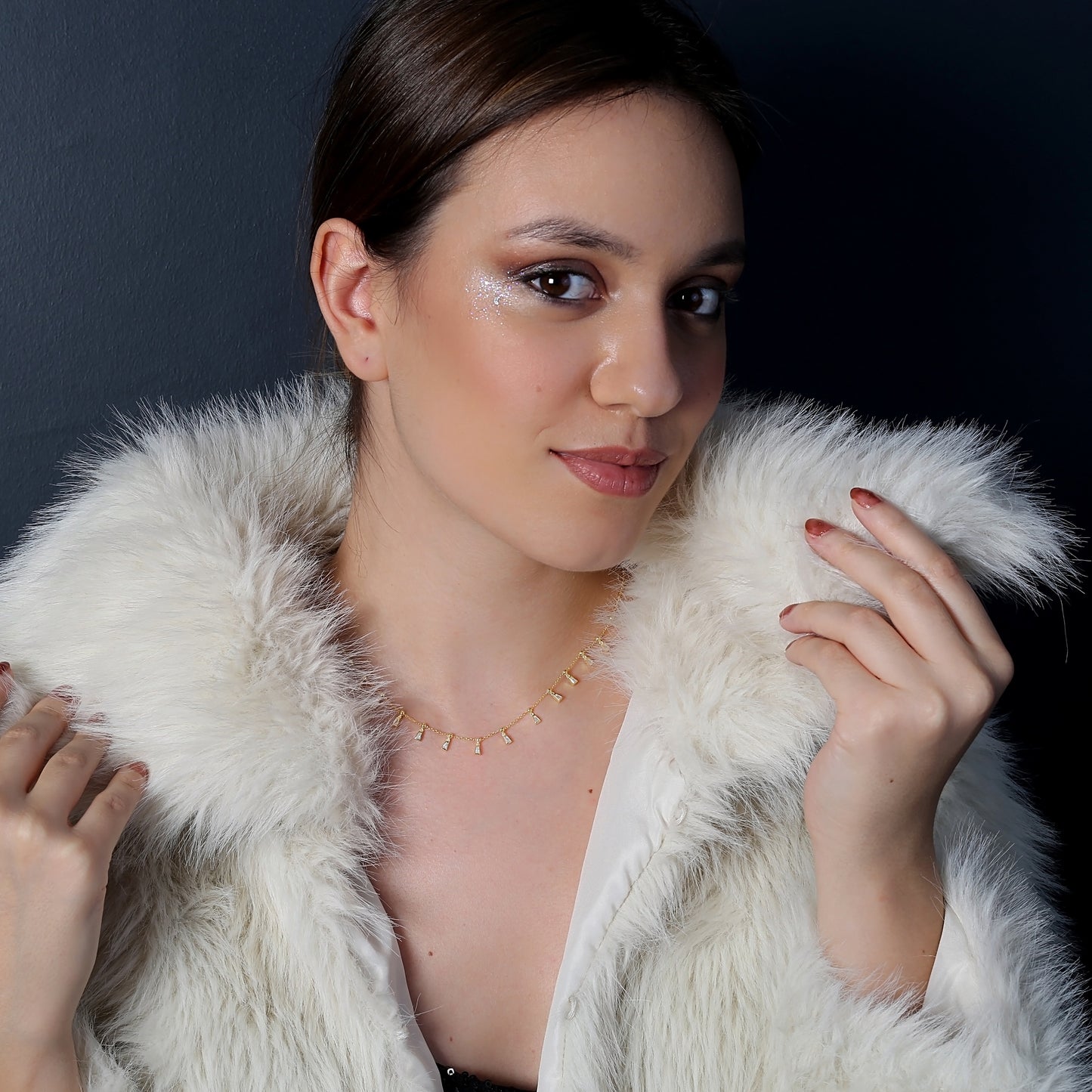 Shiny Baguette Stone Shaker Necklace