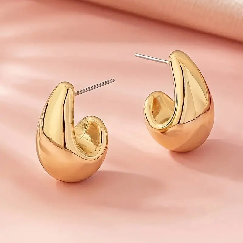 Vintage Elegant C-Shaped Resin Earrings