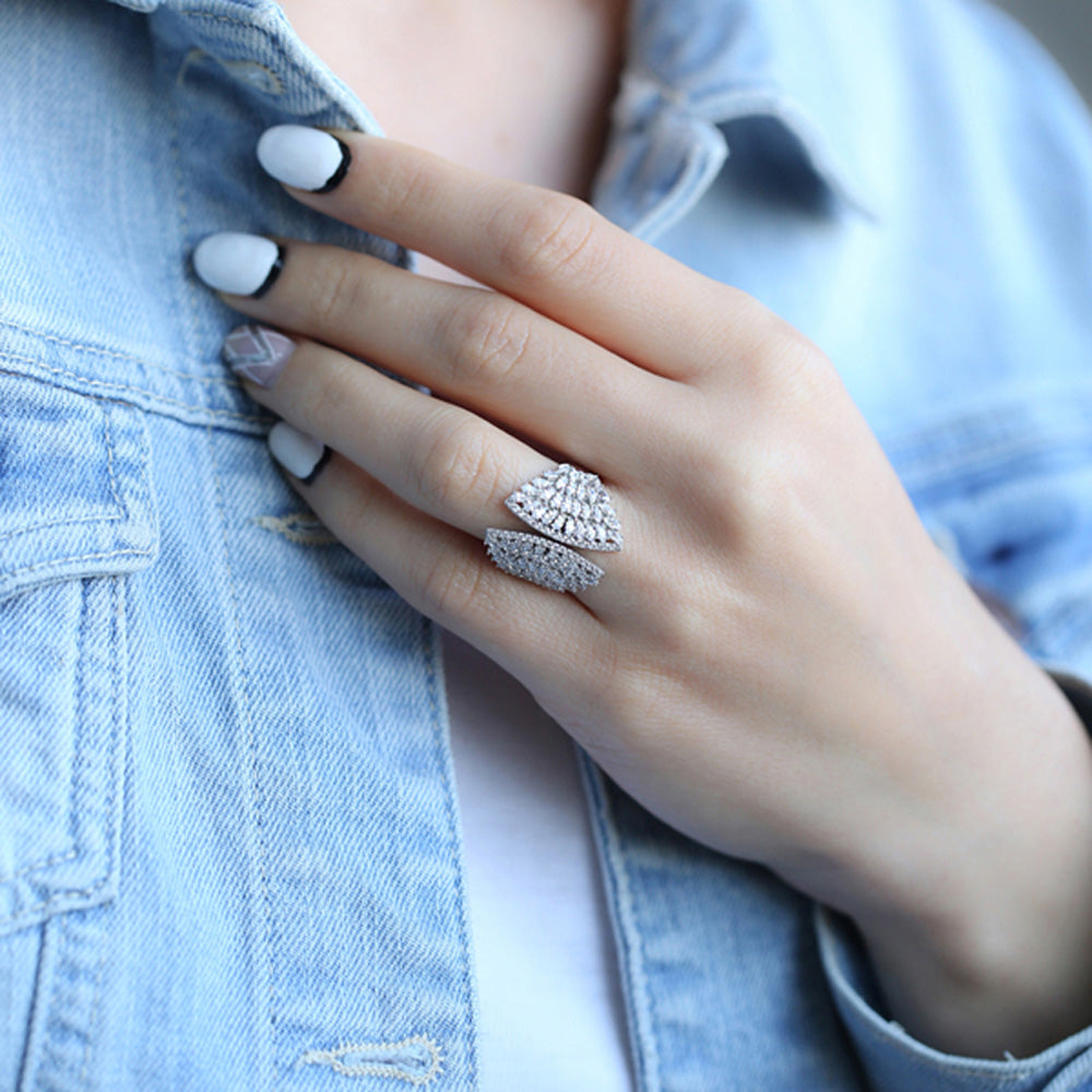 Wing Design Adjustable Ring